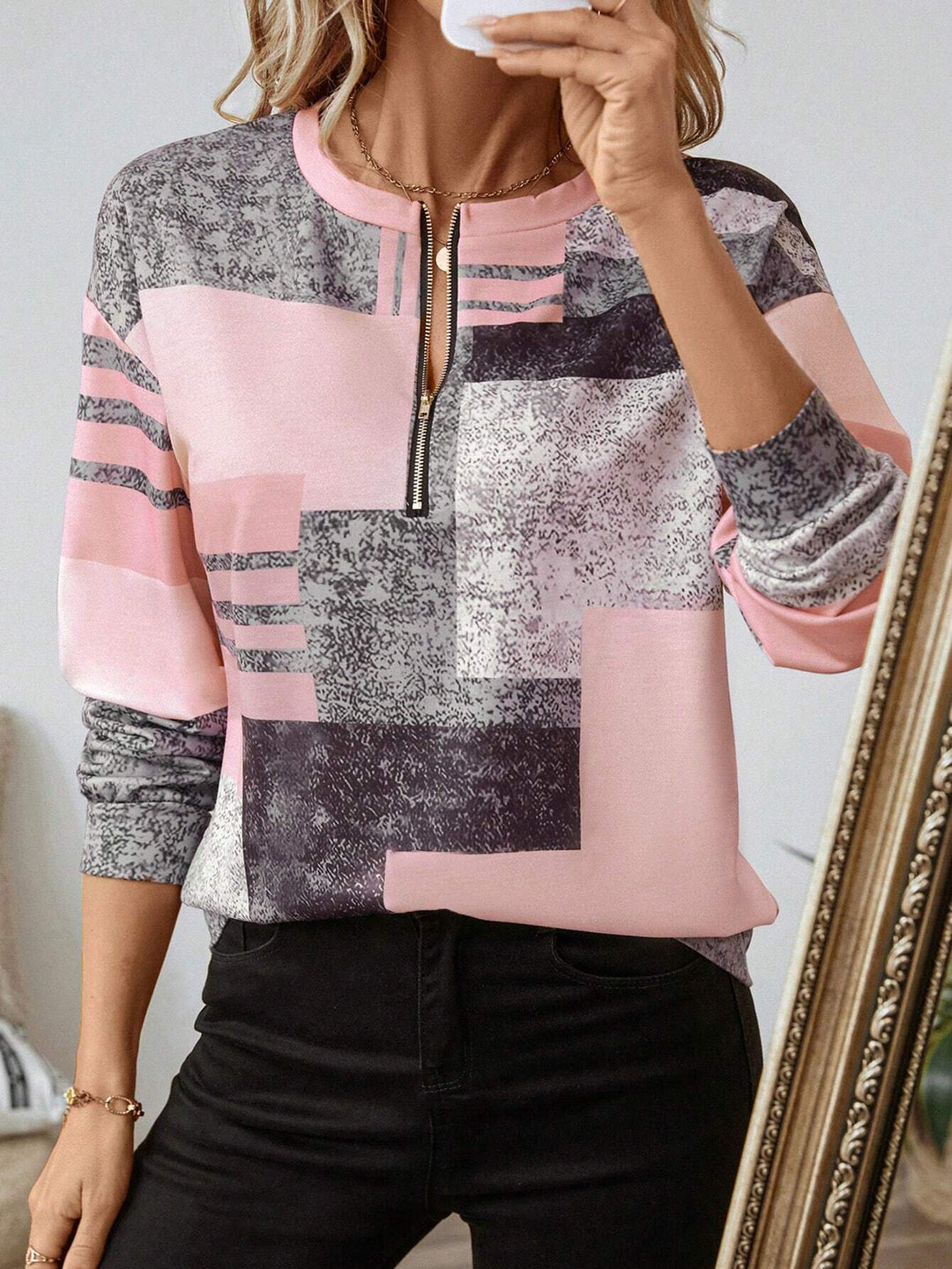 Women's Chic Vintage Sweatshirt