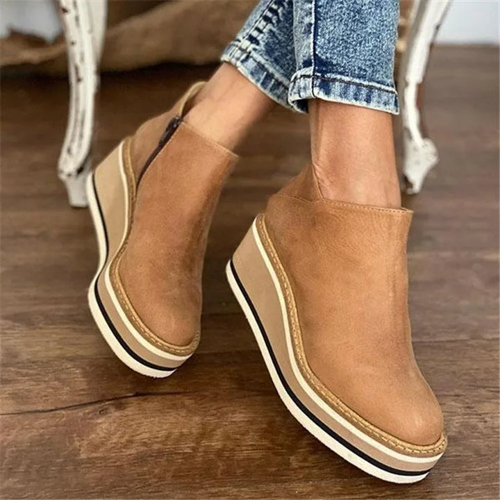Women's waterproof boots