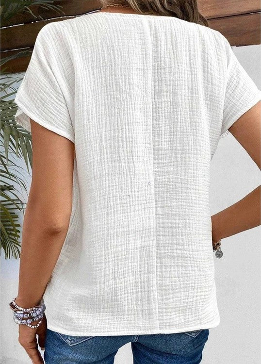 Delilah | Chic Summer Blouse