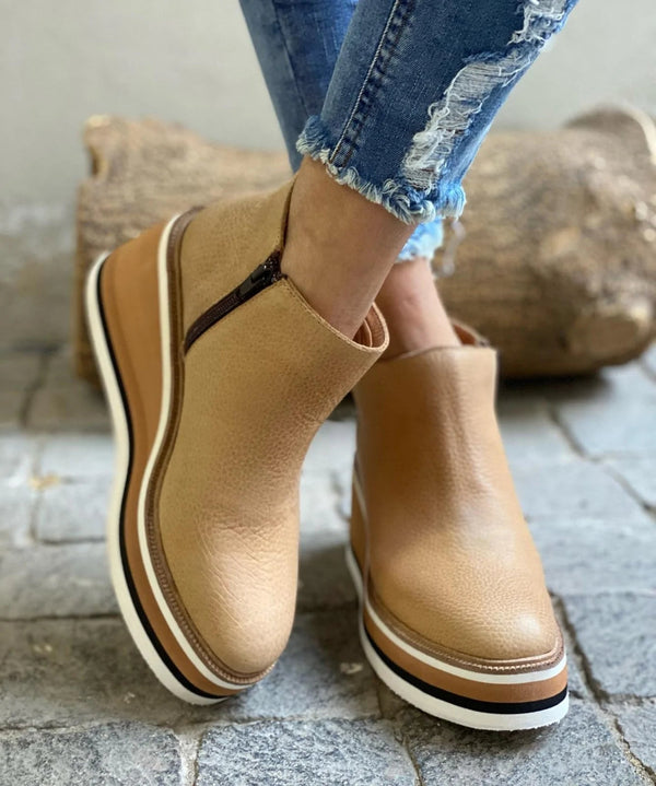 Women's waterproof boots