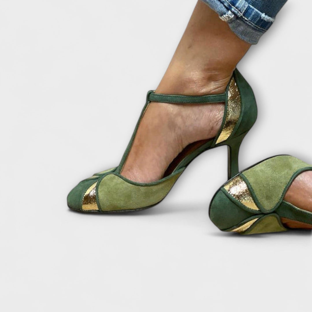 Alma | Cleavage Patchwork with T-straps and closed toe