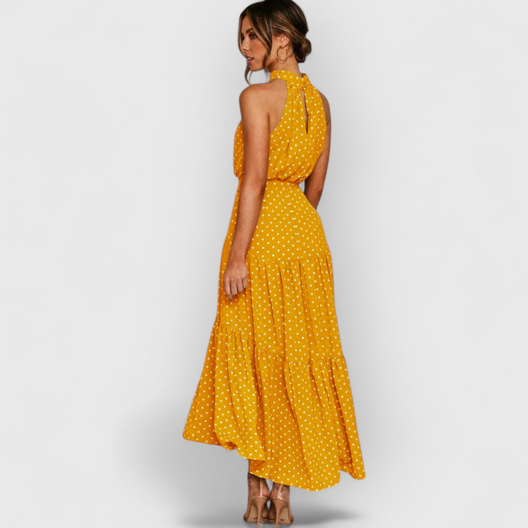 Woman's Sleeveless Maxi Dress
