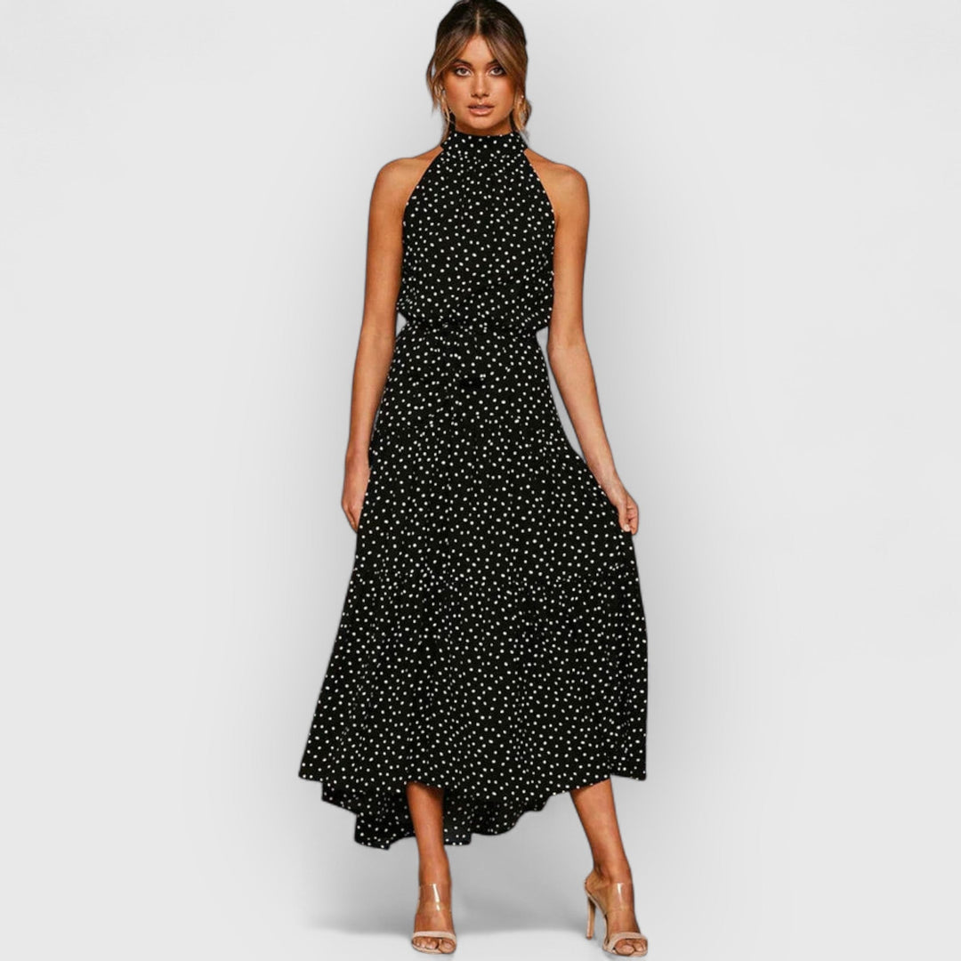 Woman's Sleeveless Maxi Dress
