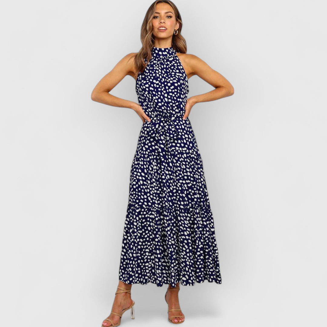 Woman's Sleeveless Maxi Dress