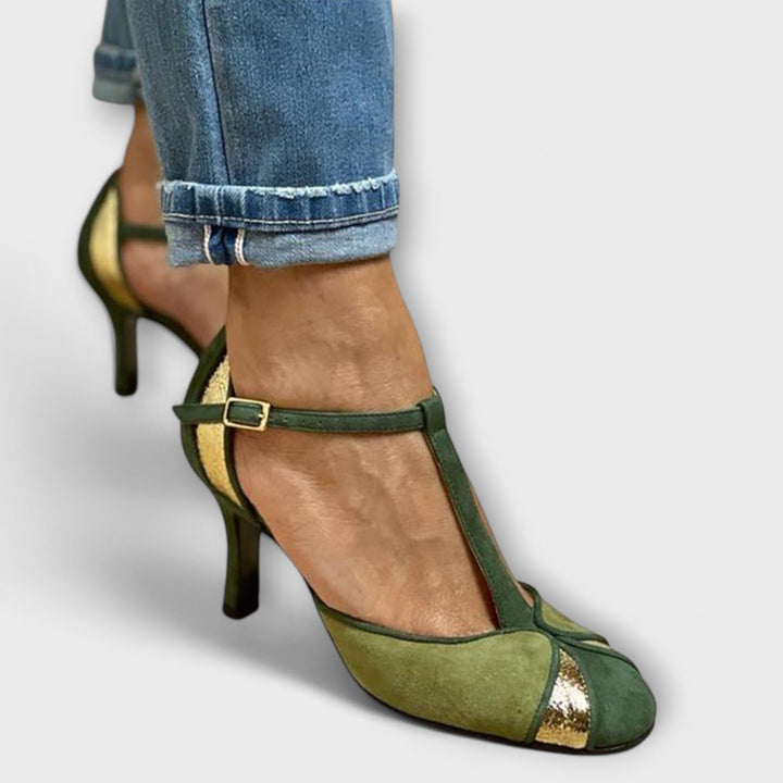Alma | Cleavage Patchwork with T-straps and closed toe