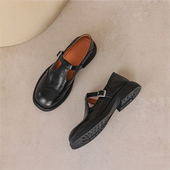 Women's elegant leather Shoes