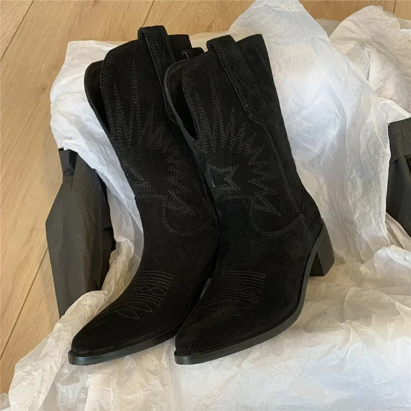 Women's Embroidered Cowboy Boots